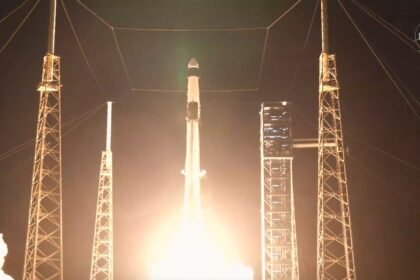 SpaceX successfully launches 6,300 pounds of cargo to the International Space Station